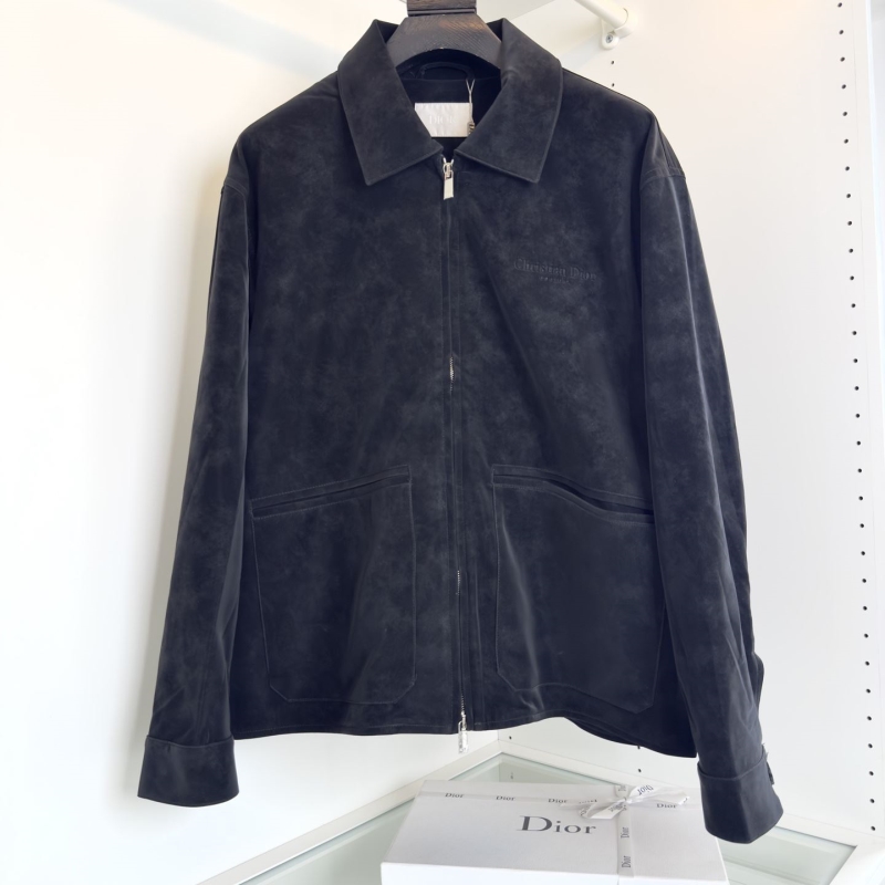 chr1st1an D10r outwear